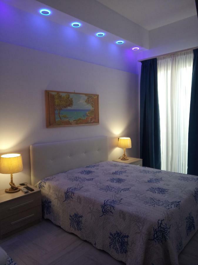 Acquazzurra Affittacamere Torre Lapillo Extérieur photo