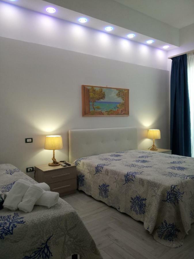 Acquazzurra Affittacamere Torre Lapillo Extérieur photo